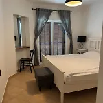 Lovely 3 Bedroom In A In Appartamento Albufeira