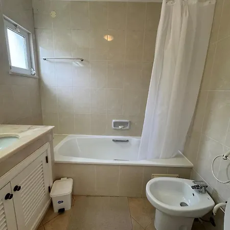 Apartamento Lovely 3 Bedroom In A In