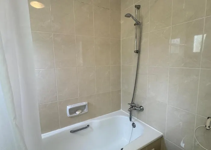 Apartman Lovely 3 Bedroom In A In