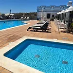 Lovely 3 Bedroom In A In *