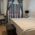 Διαμέρισμα Lovely 3 Bedroom In A In Αλμπουφέιρα