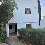 Lovely 3 Bedroom In A In Διαμέρισμα