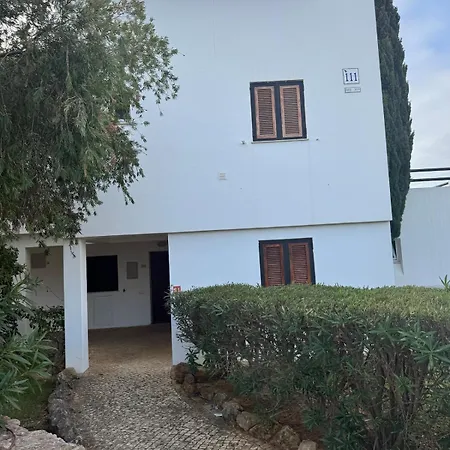Lovely 3 Bedroom In A In Lägenhet